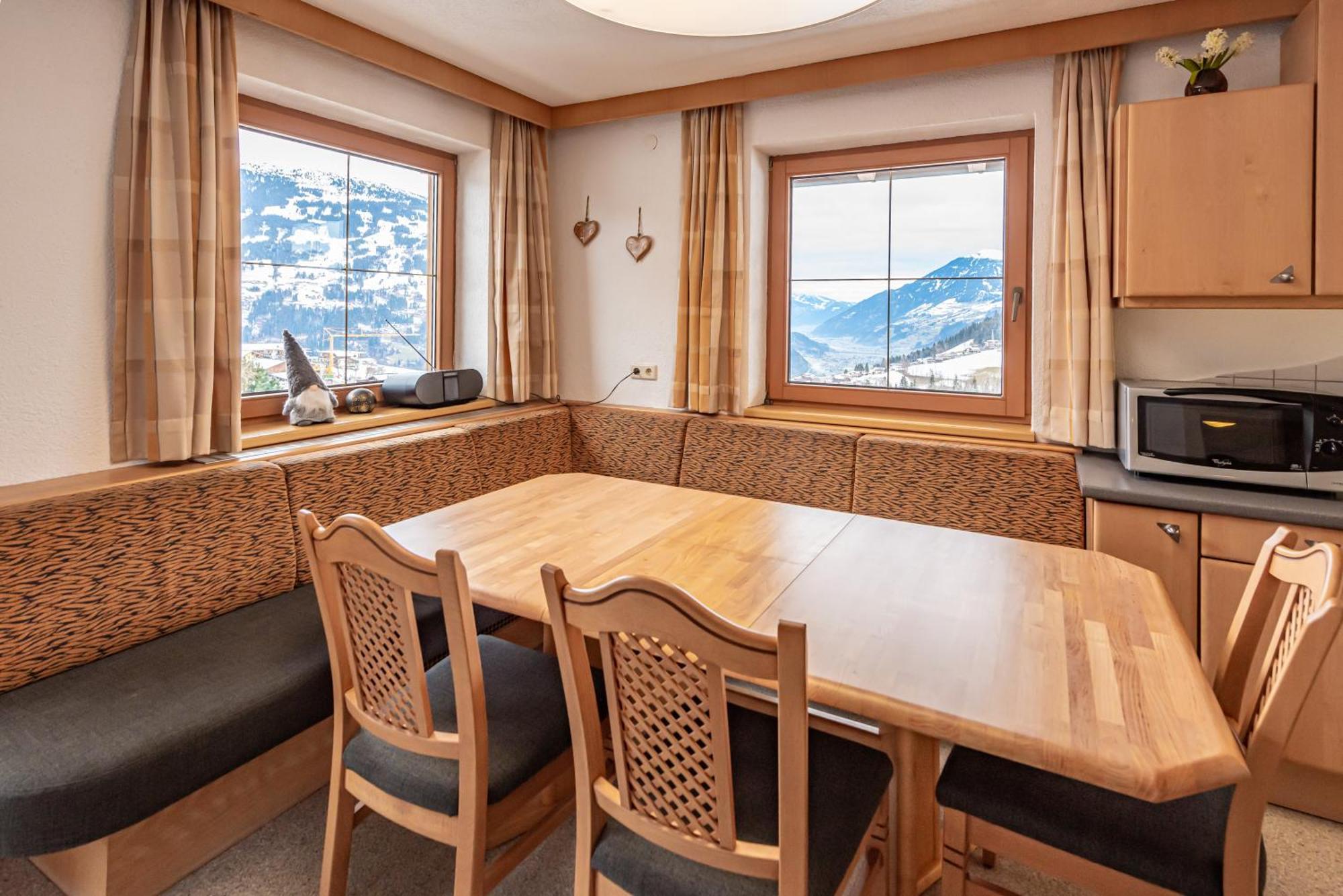 Ferienwohnung Ausblick Zillertal 하이젠베르크 외부 사진