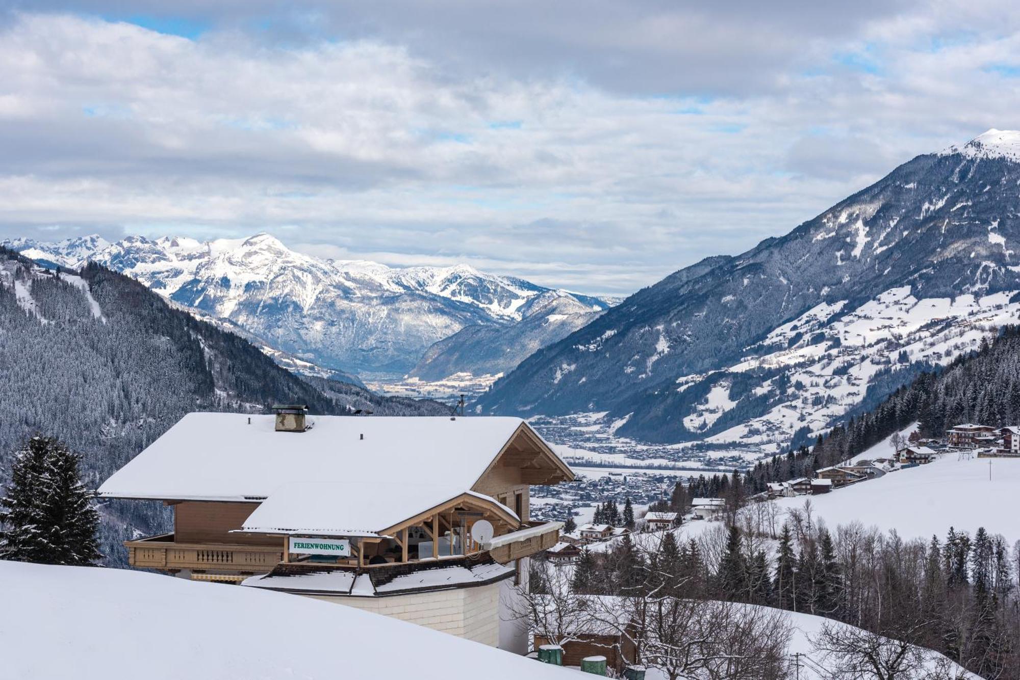 Ferienwohnung Ausblick Zillertal 하이젠베르크 외부 사진