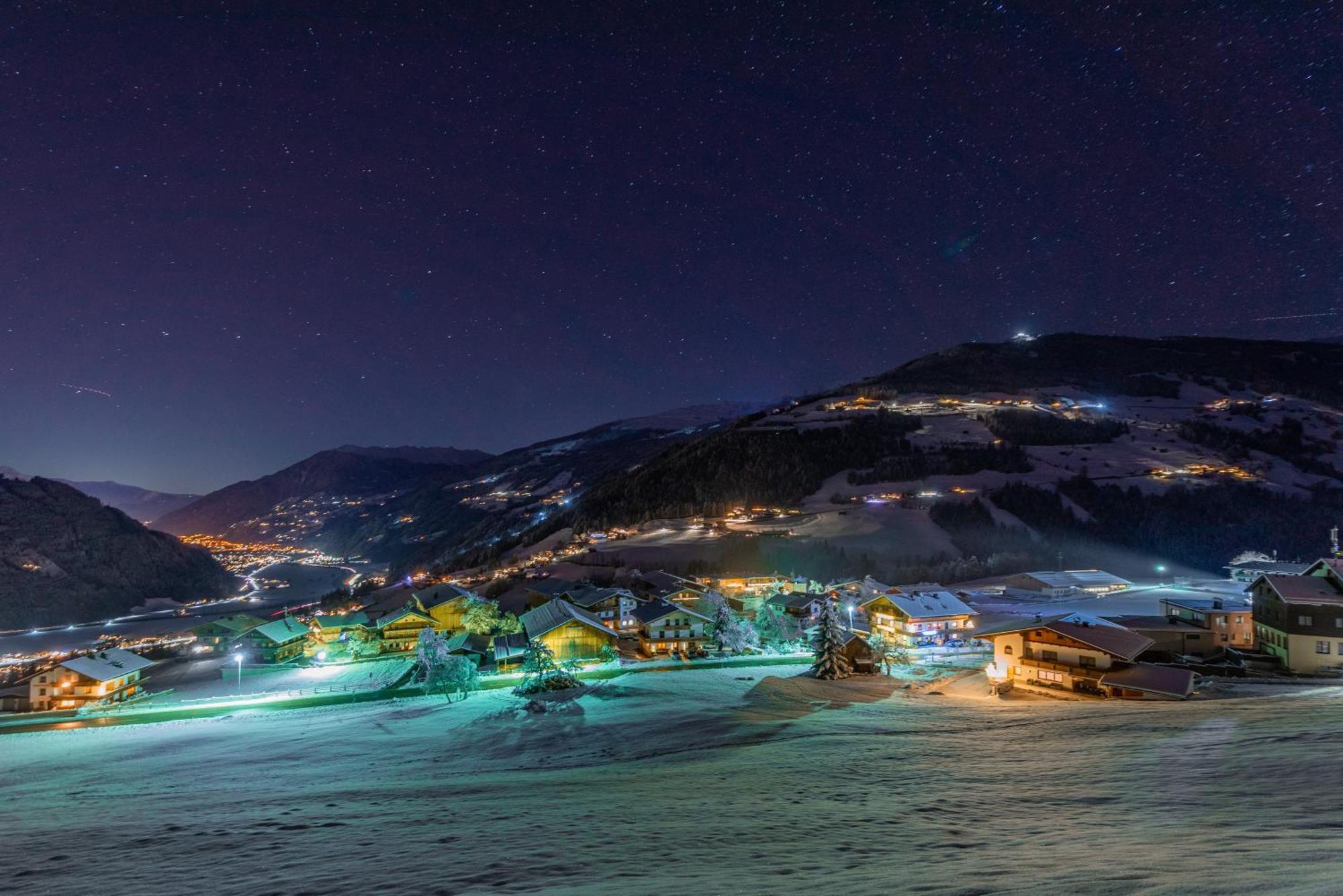Ferienwohnung Ausblick Zillertal 하이젠베르크 외부 사진