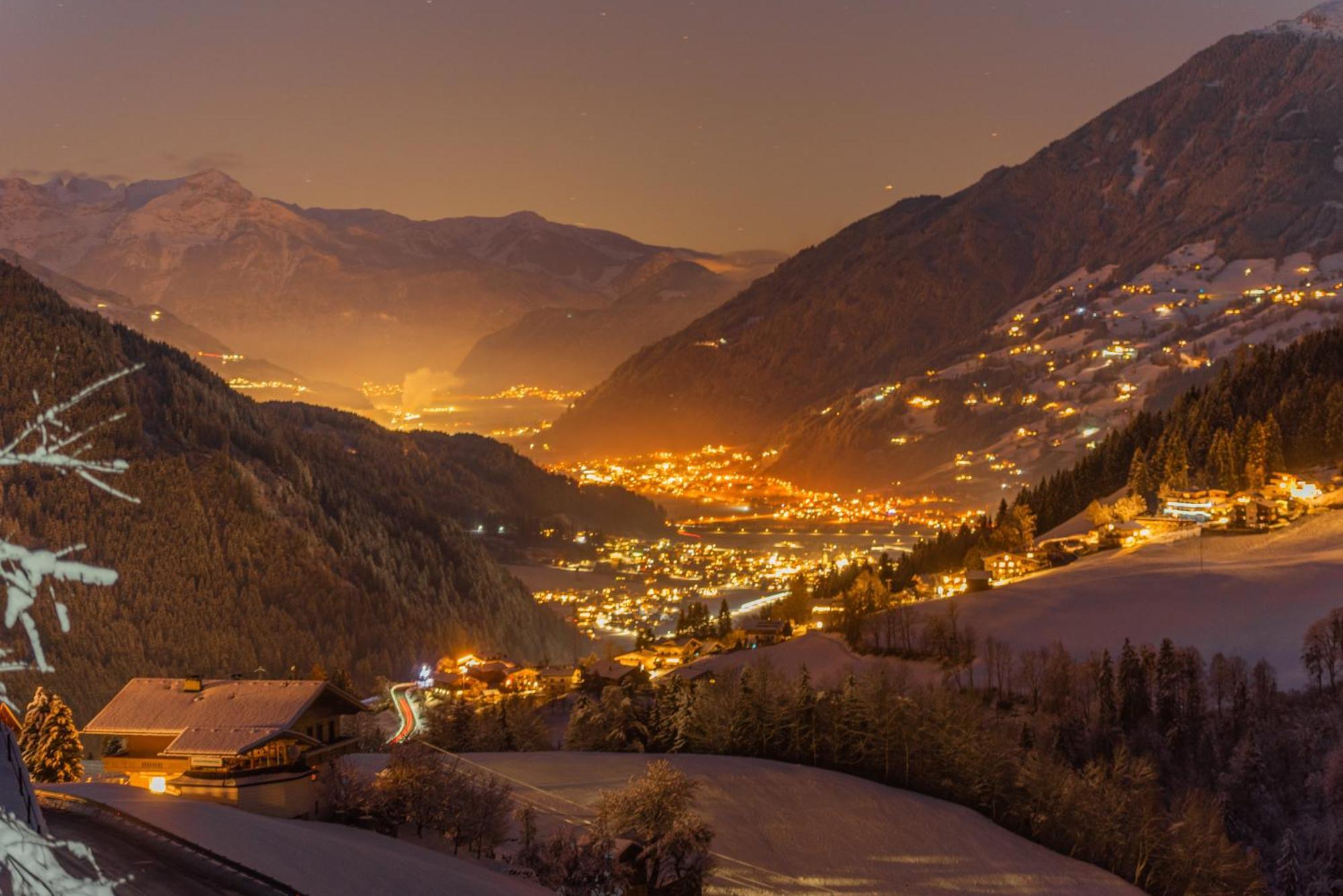 Ferienwohnung Ausblick Zillertal 하이젠베르크 외부 사진