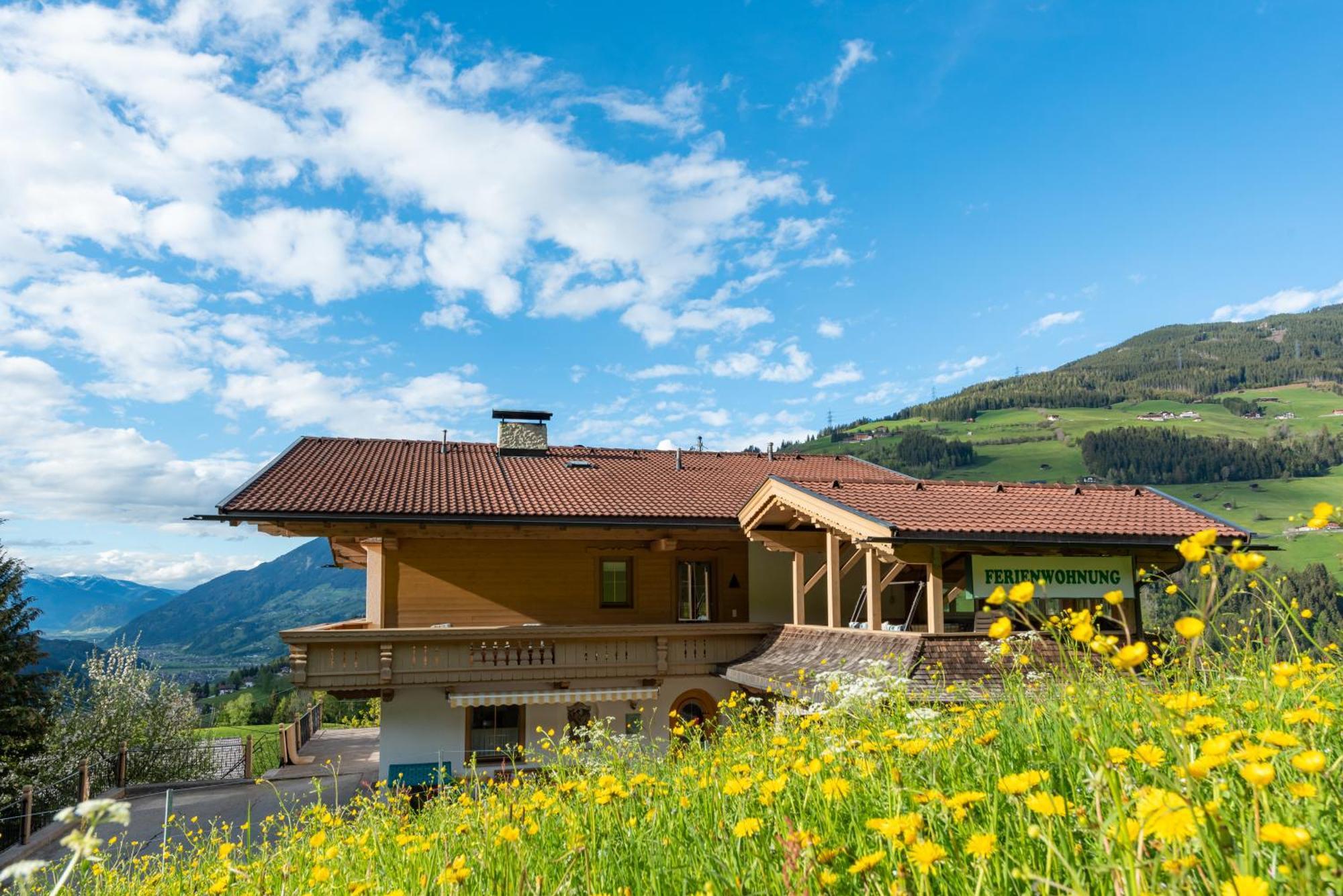 Ferienwohnung Ausblick Zillertal 하이젠베르크 외부 사진
